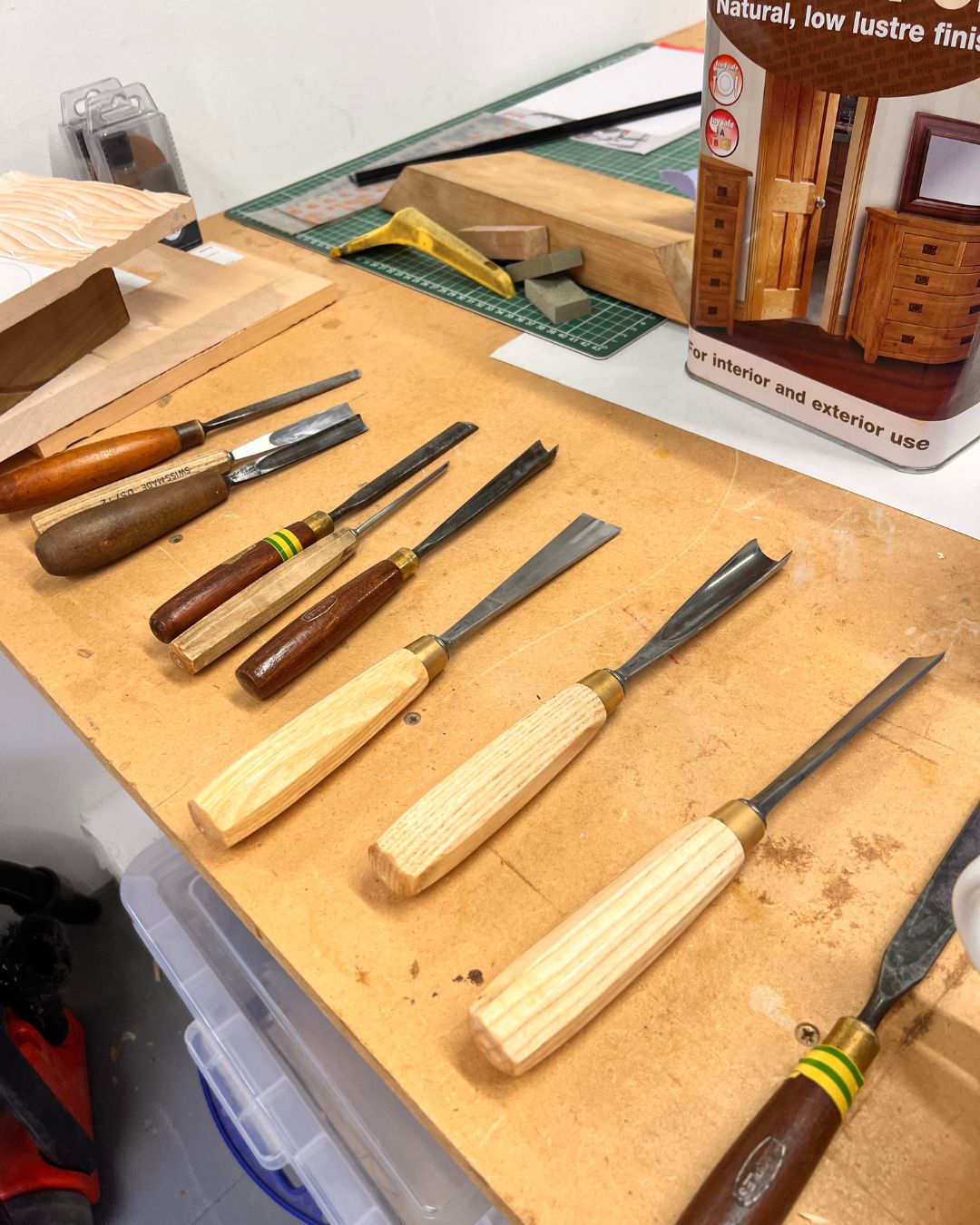 Hand tools used for relief-carving exercises